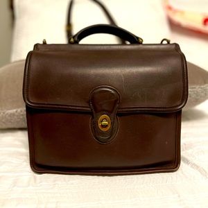 Vintage Classic Willis Coach Bag